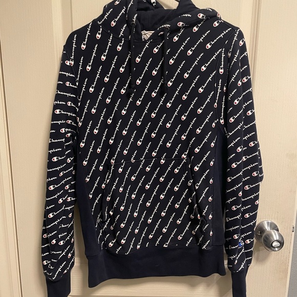 Navy blue Champion hoodie - Picture 1 of 3